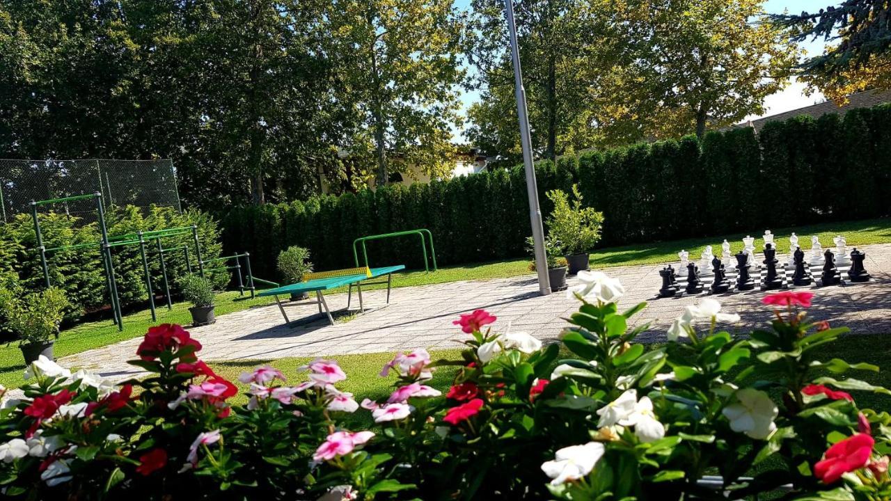 Hotel Csopak Resort & Lake Εξωτερικό φωτογραφία
